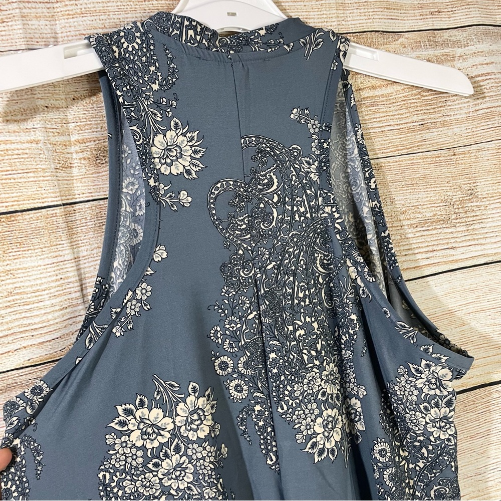 Sadie & Sage floral loose fit sleeveless casual dress women Size Medium - Picture 9 of 9